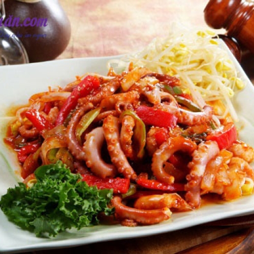 BẠCH TUỘC XÀO CAY